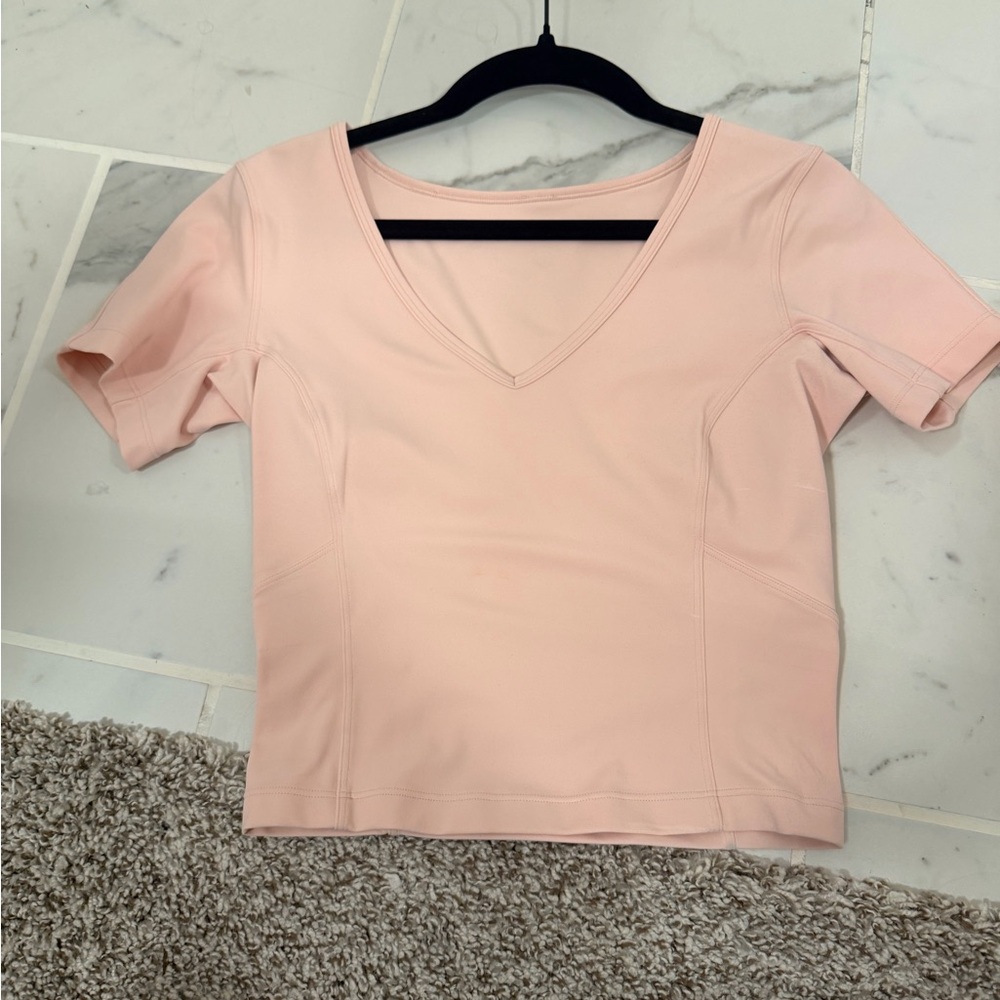Women's Lululemon V-Neck Short Sleeve Top - Light Pink size 4
